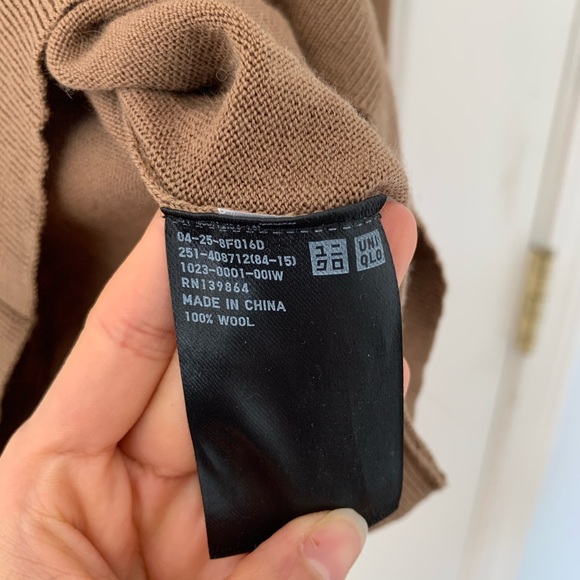 Uniqlo Brown Merino Wool Crew Neck Sweater - Picture 4 of 8